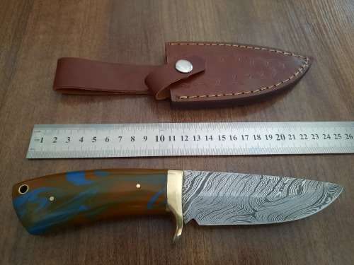 Handmade DAMASCUS Steel Hunting Knife, Epoxy RESIN Handle scales. NEW STOCK !!