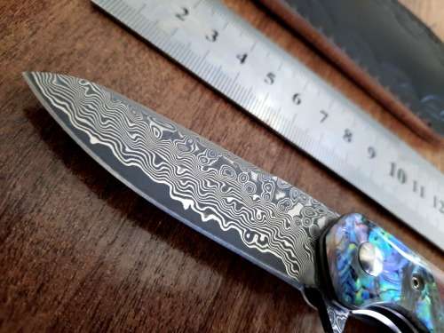 Damascus VG-10 Stainless Steel folding knife, RAZOR Sharp, Rosewood & Shell handle.
