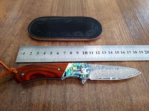 Damascus VG-10 Stainless Steel folding knife, RAZOR Sharp, Rosewood & Shell handle.