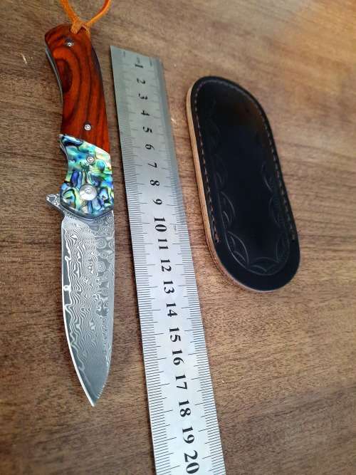Damascus VG-10 Stainless Steel folding knife, RAZOR Sharp, Rosewood & Shell handle.