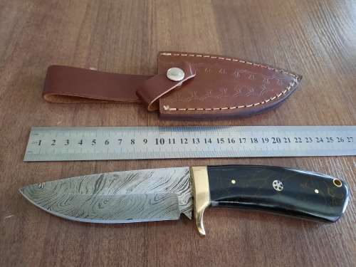 Handmade DAMASCUS Steel Hunting Knife, Epoxy RESIN Handle scales. NEW STOCK !!