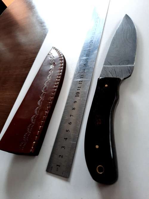 Handmade DAMASCUS Steel Hunting Knife, Epoxy RESIN Handle scales. NEW STOCK !!
