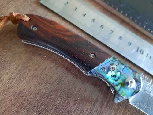 Damascus VG-10 Stainless Steel folding knife, RAZOR Sharp, Rosewood & Shell handle.