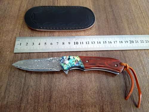 Damascus VG-10 Stainless Steel folding knife, RAZOR Sharp, Rosewood & Shell handle.