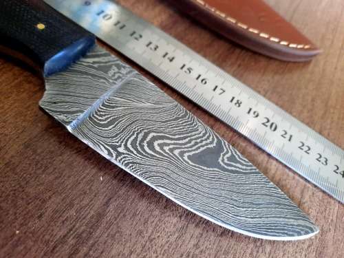 Handmade Damascus steel HUNTING  knife with MICARTA handle scales. NEW STOCK !!