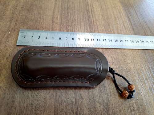 Damascus VG-10 Stainless Steel folding knife, RAZOR Sharp, New Stock, High Quality, Rosewood handle.