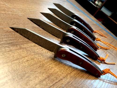 Damascus VG-10 Stainless Steel folding knife, RAZOR Sharp, New Stock, High Quality, FREE Bracelet.