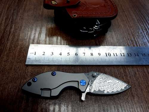 Damascus VG-10 Stainless Steel folding knife, RAZOR Sharp, High End TITANIUM & Carbon Fiber handle.