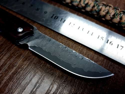 Damascus VG-10 Stainless Steel folding knife, RAZOR Sharp, FREE Bracelet, Quality, Rosewood handle.