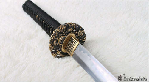 Handmade tempered  T10 TOOL & DIE Steel Katana Samurai Battle Ready, HAMON done with clay.