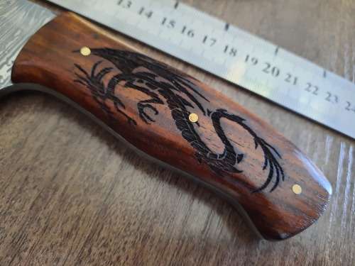 Handmade Damascus steel HUNTING Knife with Wooden handle scales  engraved. Free leather sheath.