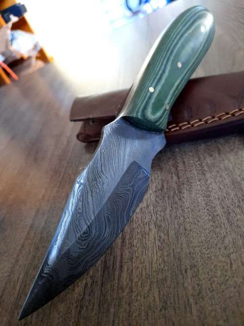 Handmade Damascus steel HUNTING  knife with MICARTA handle scales. FREE Leather Pouch.