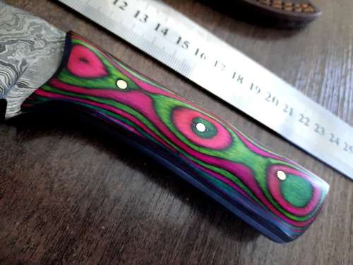 Handmade Damascus steel HUNTING Knife with Wooden handle scales, Leather sheath included in this auc