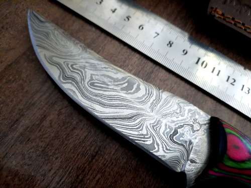 Handmade Damascus steel HUNTING Knife with Wooden handle scales, Leather sheath included in this auc