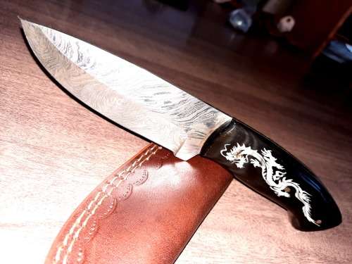 Handmade Damascus steel HUNTING Knife with Bull Horn handle scales with engraving . Free Leather S