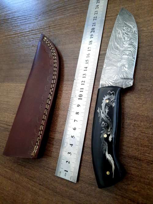 Handmade Damascus steel HUNTING Knife with Bull Horn handle scales with engraving . Free Leather S