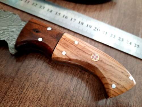 Handmade Damascus steel HUNTING Knife with Wooden handle scales, Perfect Gift for him.