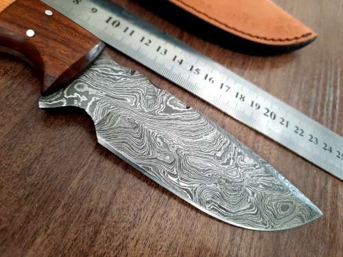 Handmade Damascus steel HUNTING Knife with Wooden handle scales, Perfect Gift for him.