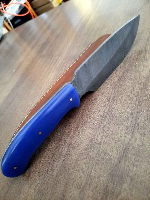 Handmade Damascus steel HUNTING Knife with Epoxy Resin handle scales, Perfect Gift for him.