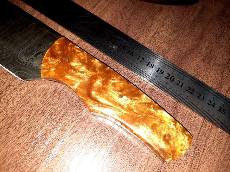 Handmade Damascus steel HUNTING Knife with Epoxy Resin handle scales, Perfect Gift for him.