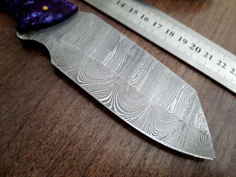 Handmade Damascus steel HUNTING Knife with Epoxy Resin handle scales, Perfect Gift for him.