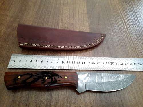 Handmade Damascus steel HUNTING Knife with Wooden handle scales, New stock !