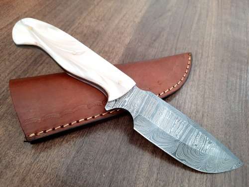 Handmade Damascus steel HUNTING Knife with Epoxy Resin handle scales, NEW STOCK !