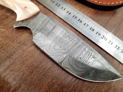Handmade Damascus steel HUNTING Knife with Epoxy Resin handle scales, NEW STOCK !
