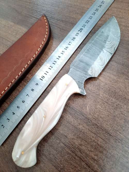Handmade Damascus steel HUNTING Knife with Epoxy Resin handle scales, NEW STOCK !