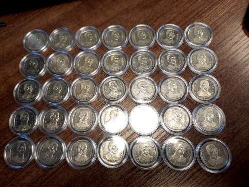 Mandela Smileys Mint state Uncirculated Year 2000 R5 coins,  32 Available , bid per coin, Capsules