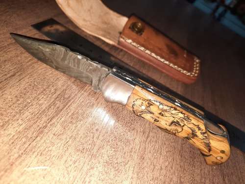 Handmade Damascus steel folding knife w Wooden Handle Scales. New stock !! LEATHER Pouch is BAD.