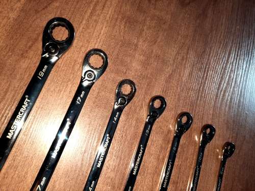 Mastercraft 7 Pc Ratcheting Spanner set, Lifetime Quality Tools, Sizes 8,10,12,13,14,17 &19