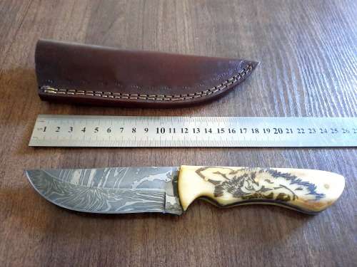 Handmade Damascus steel HUNTING Knife with Camel Bone handle scales, Crazy R1 start.