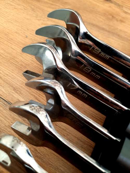 Mastercraft 12 Pc Ratcheting Spanner set, Lifetime Quality Tools, Sizes 8-19