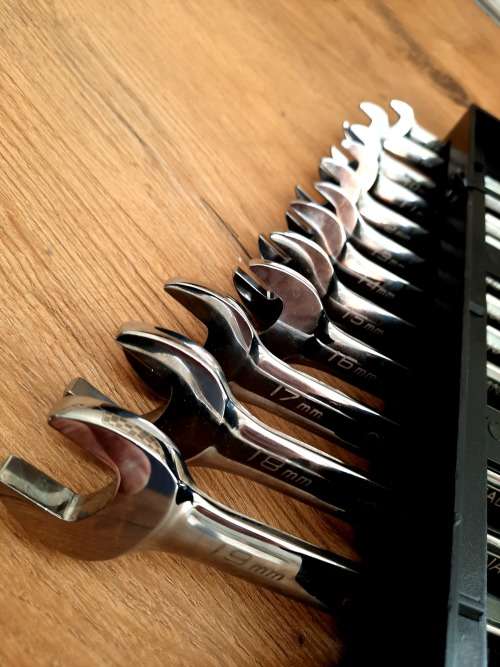 Mastercraft 12 Pc Ratcheting Spanner set, Lifetime Quality Tools, Sizes 8-19