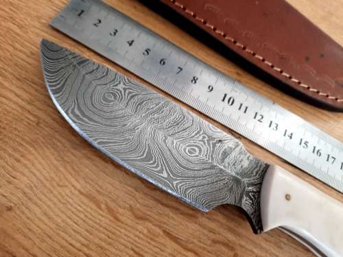 Handmade Damascus steel HUNTING Knife with Epoxy handle scales. The exact knife you will receive.