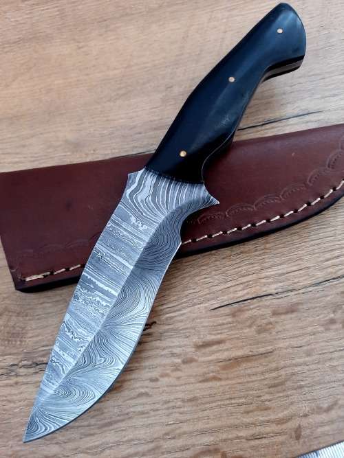 Handmade Damascus steel HUNTING Knife with Epoxy handle scales. The exact knife you will receive.