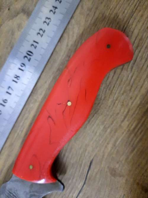 Handmade Damascus steel HUNTING Knife with Epoxy handle scales. The exact knife you will receive.