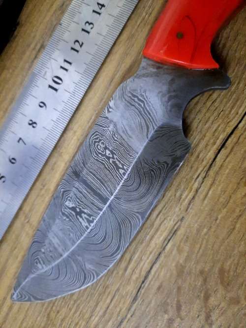 Handmade Damascus steel HUNTING Knife with Epoxy handle scales. The exact knife you will receive.