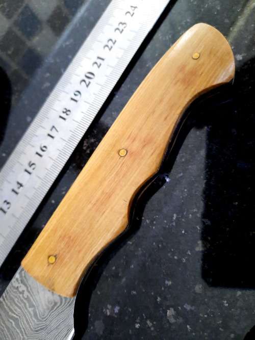 Handmade Damascus steel HUNTING Knife with Wooden handle scales. The exact knife you will receive.