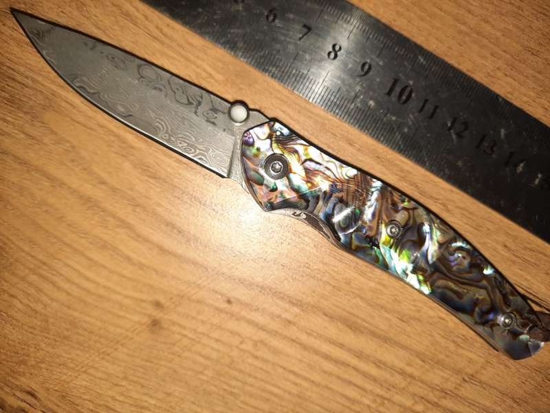 Damascus VG-10 Stainless Steel folding knife, Sharp, Abalone handle Scales.