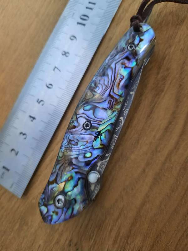 Damascus VG-10 Stainless Steel folding knife, Sharp, Abalone handle Scales.