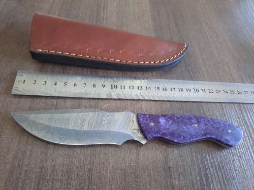 Handmade Damascus steel HUNTING  knife with Epoxy Resin handle scales. Crazy R1 start auction.