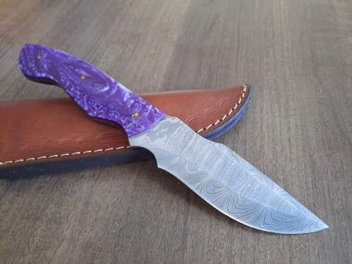 Handmade Damascus steel HUNTING  knife with Epoxy Resin handle scales. Crazy R1 start auction.