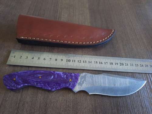 Handmade Damascus steel HUNTING  knife with Epoxy Resin handle scales. Crazy R1 start auction.