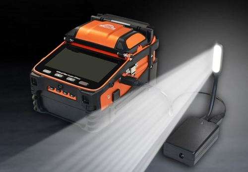 Fibre Optic fusion splicer Complete with Stripper, Cleaver, all you need to do the job.
