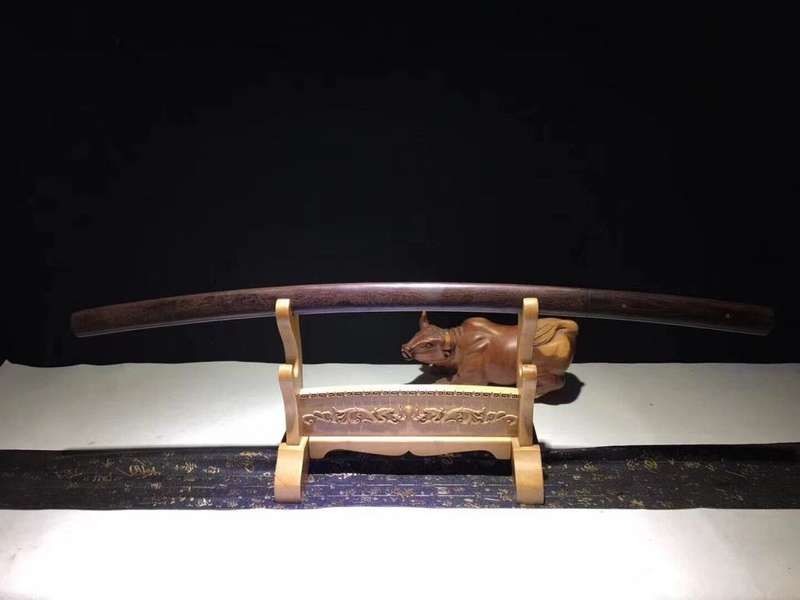 Handmade Damascus Folded Steel Clay Tempered, Japanese Samurai Katana. 3-4 Weeks after order.
