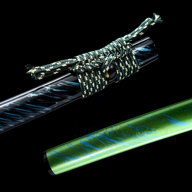 Handmade Damascus Folded Steel Clay Tempered, Japanese Samurai Katana. 3-4 Weeks after order.