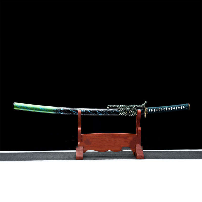 Handmade Damascus Folded Steel Clay Tempered, Japanese Samurai Katana. 3-4 Weeks after order.