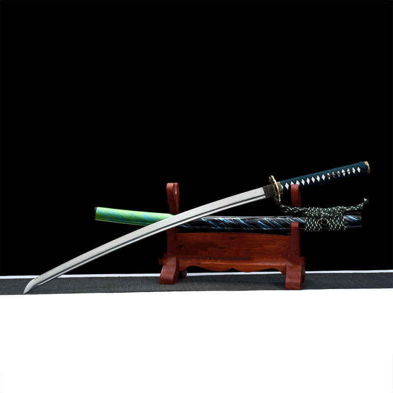 Handmade Damascus Folded Steel Clay Tempered, Japanese Samurai Katana. 3-4 Weeks after order.